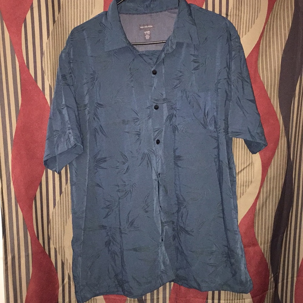 Van Heusen button down, short sleeve shirt.